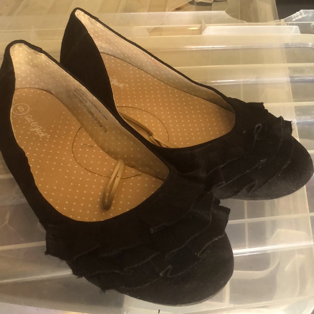 Girls shoes